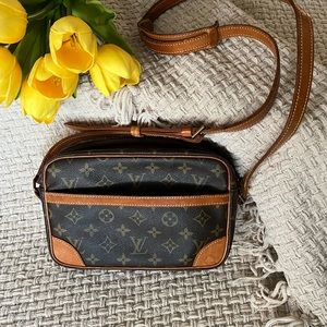 Otentic, Louis Vuitton cross the bag